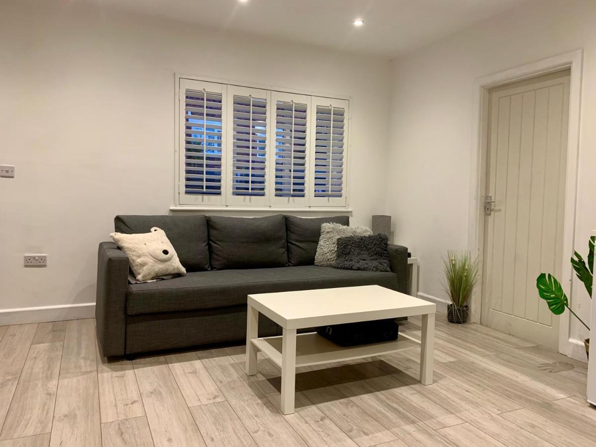 Fantastic Location, Annexe With Hot Tub Villa Warmingham Dış mekan fotoğraf