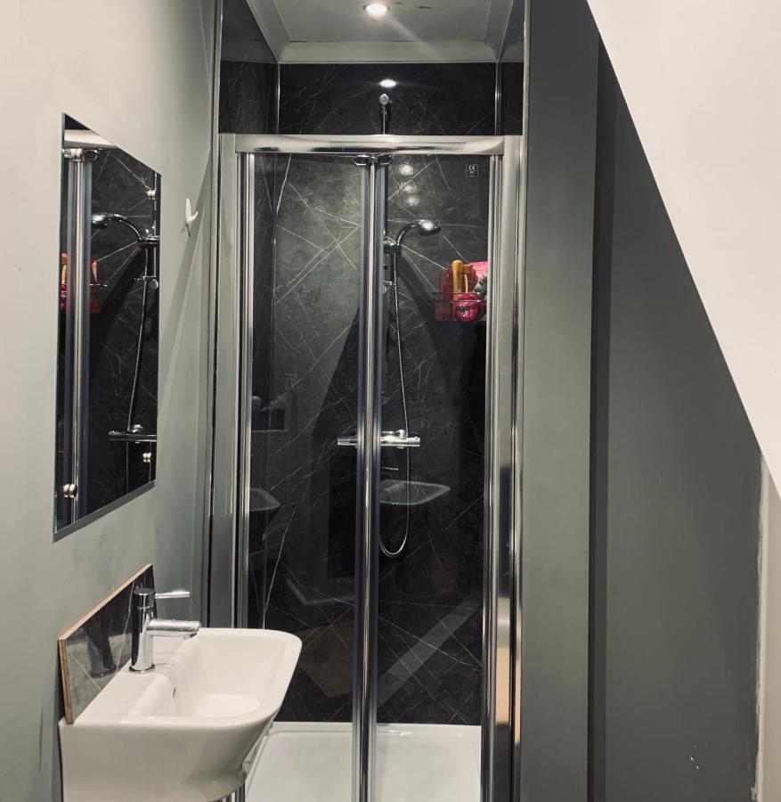 Fantastic Location, Annexe With Hot Tub Villa Warmingham Dış mekan fotoğraf